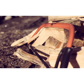 Лучковая пила BAHCO 10-24-51 с полотном по сухой древесине 607 мм с ручкой ERGO™ -1